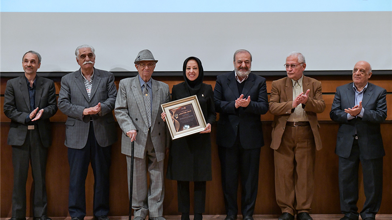 روابط‌عمومی بانک پاسارگاد جوایز هفدهمین جشنواره ملی انتشارات روابط‌عمومی را دِرو کرد 